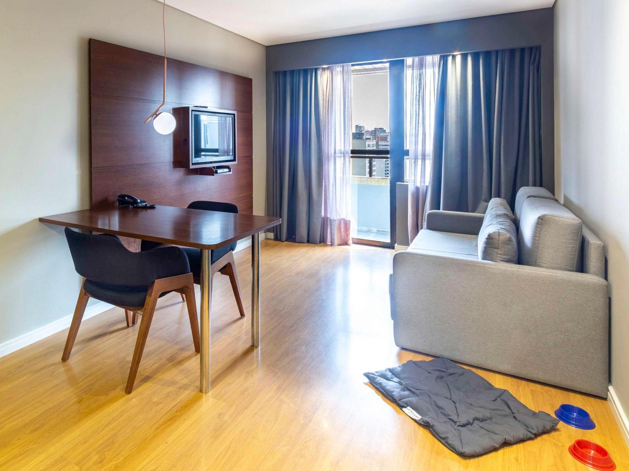 Mercure Curitiba Golden Exterior foto